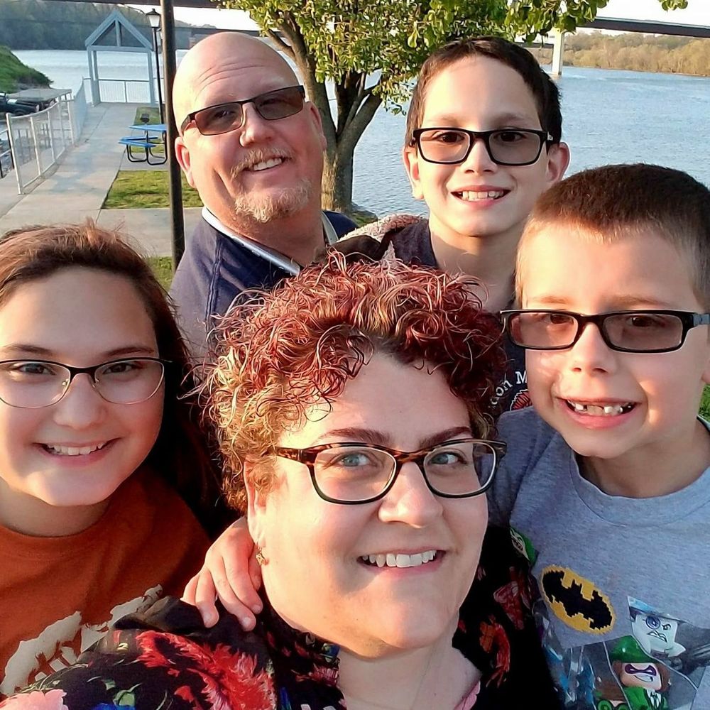 Meet your Posher, Gina hart